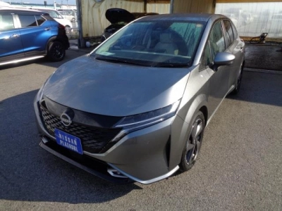 NISSAN AURA