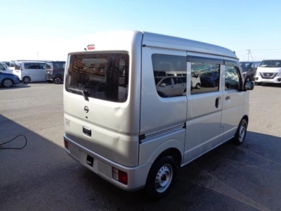 NISSAN NV100 CLIPPER
