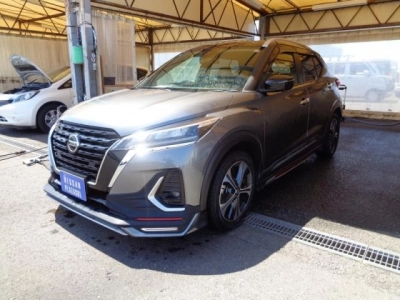 NISSAN KICKS