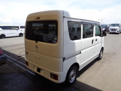 NISSAN NV100 CLIPPER