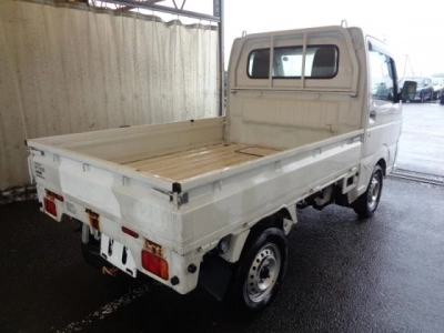 NISSAN NT100 CLIPPER