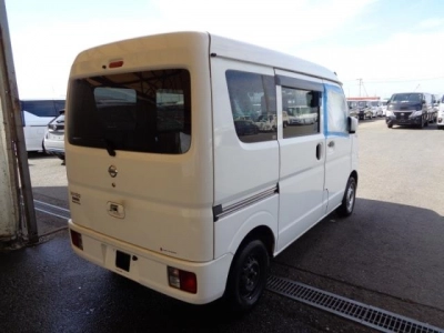 NISSAN NV100 CLIPPER
