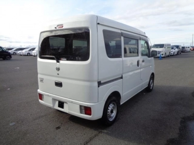 NISSAN NV100 CLIPPER