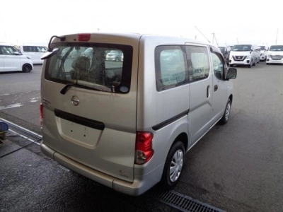 NISSAN NV200 VANETTE VAN