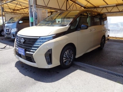 NISSAN SERENA