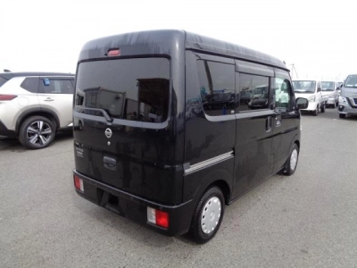 NISSAN NV100 CLIPPER