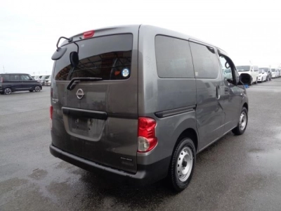 NISSAN NV200 VANETTE VAN