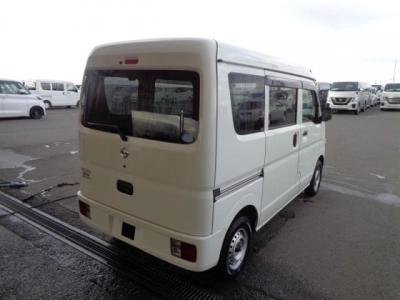 NISSAN NV100 CLIPPER