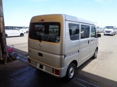 NISSAN NV100 CLIPPER