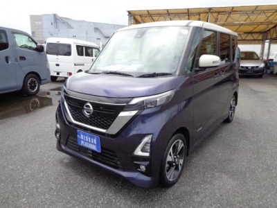 NISSAN ROOX