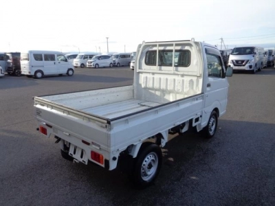 NISSAN NT100 CLIPPER