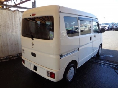 NISSAN NV100 CLIPPER