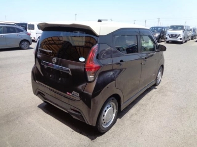 NISSAN DAYZ
