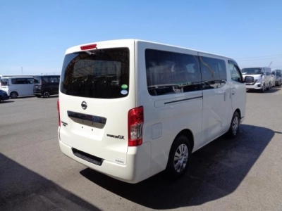 NISSAN NV350 CARAVAN