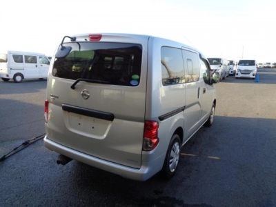 NISSAN NV200 VANETTE VAN