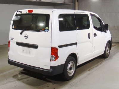 NISSAN NV200 VANETTE VAN