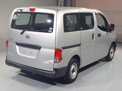NISSAN NV200 VANETTE VAN