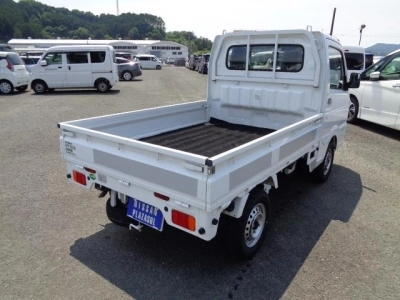 NISSAN NT100 CLIPPER
