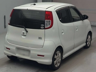 SUZUKI MRWAGON