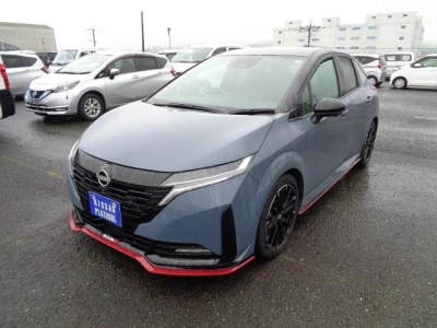 NISSAN AURA