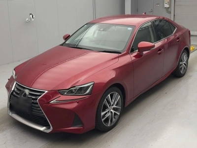 LEXUS IS