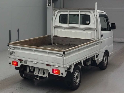 NISSAN NT100 CLIPPER