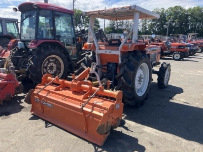 KUBOTA KUBOTA