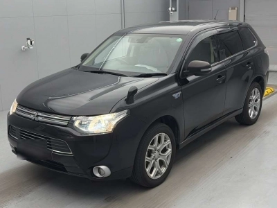 MITSUBISHI OUTLANDER PHEV