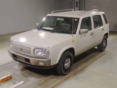 NISSAN RASHEEN