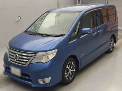 NISSAN SERENA