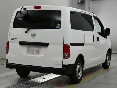 NISSAN NV200 VANETTE VAN