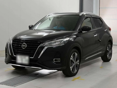NISSAN KICKS