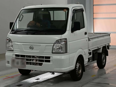 NISSAN NT100 CLIPPER