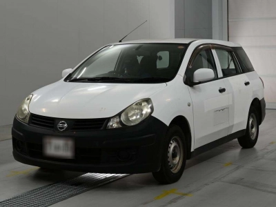 NISSAN AD