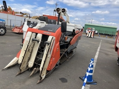 KUBOTA KUBOTA