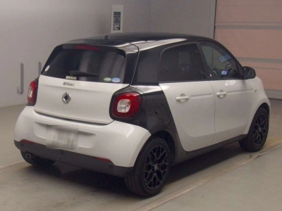 SMART FOURFOUR