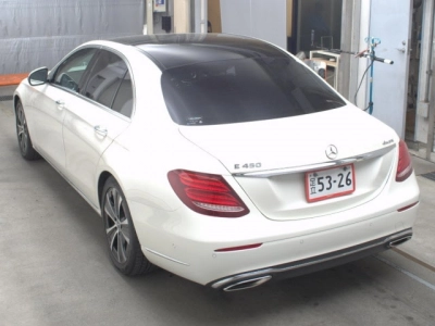 MERCEDES BENZ E CLASS
