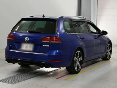 VOLKSWAGEN GOLF R VALIANT