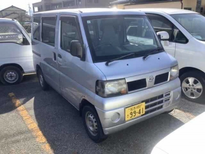 NISSAN CLIPPER VAN