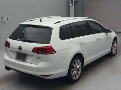 VOLKSWAGEN GOLF VARIANT