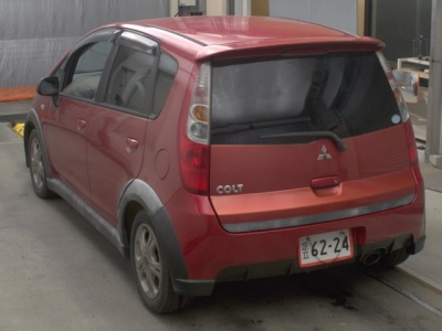 MITSUBISHI COLT