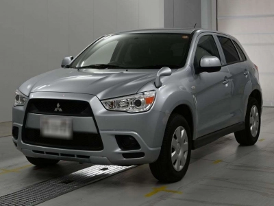 MITSUBISHI RVR