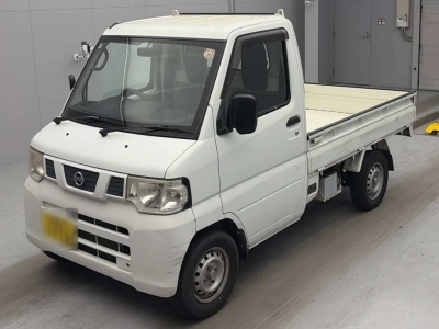 NISSAN NT100 CLIPPER