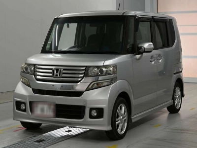 HONDA N BOX CUSTOM