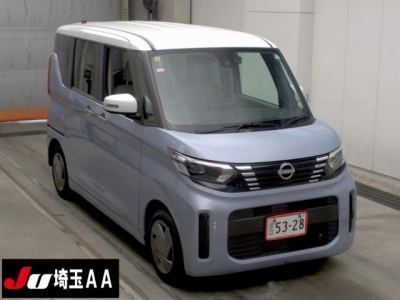 NISSAN ROOX
