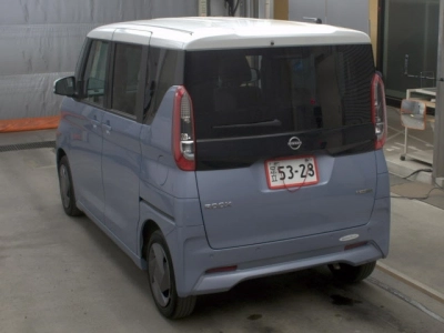 NISSAN ROOX