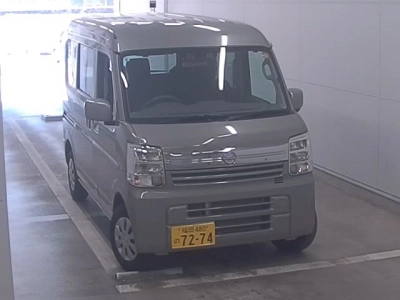 NISSAN CLIPPER