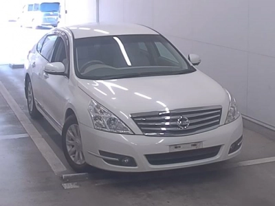 NISSAN TEANA