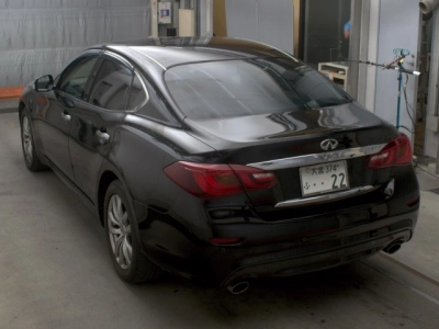 NISSAN FUGA