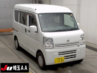 NISSAN NV100 CLIPPER